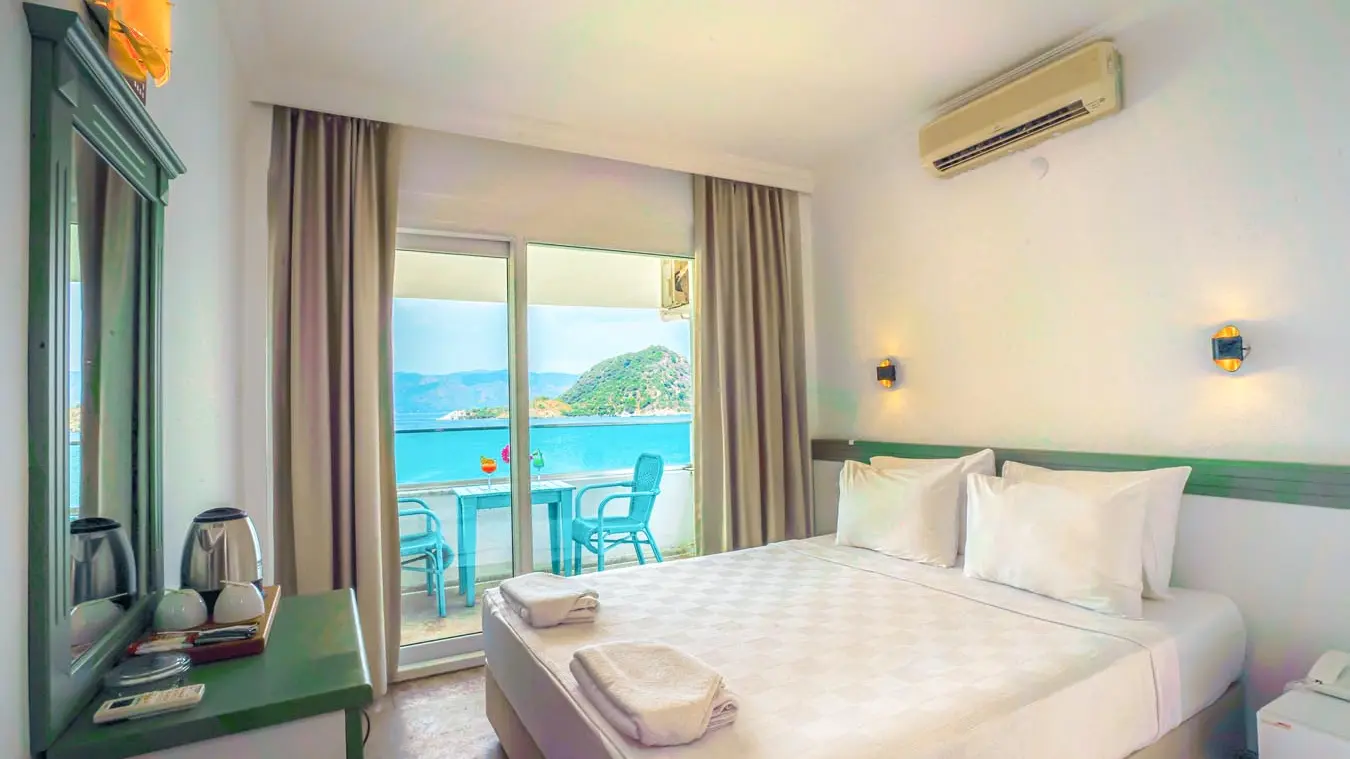 Standard Sea View Room